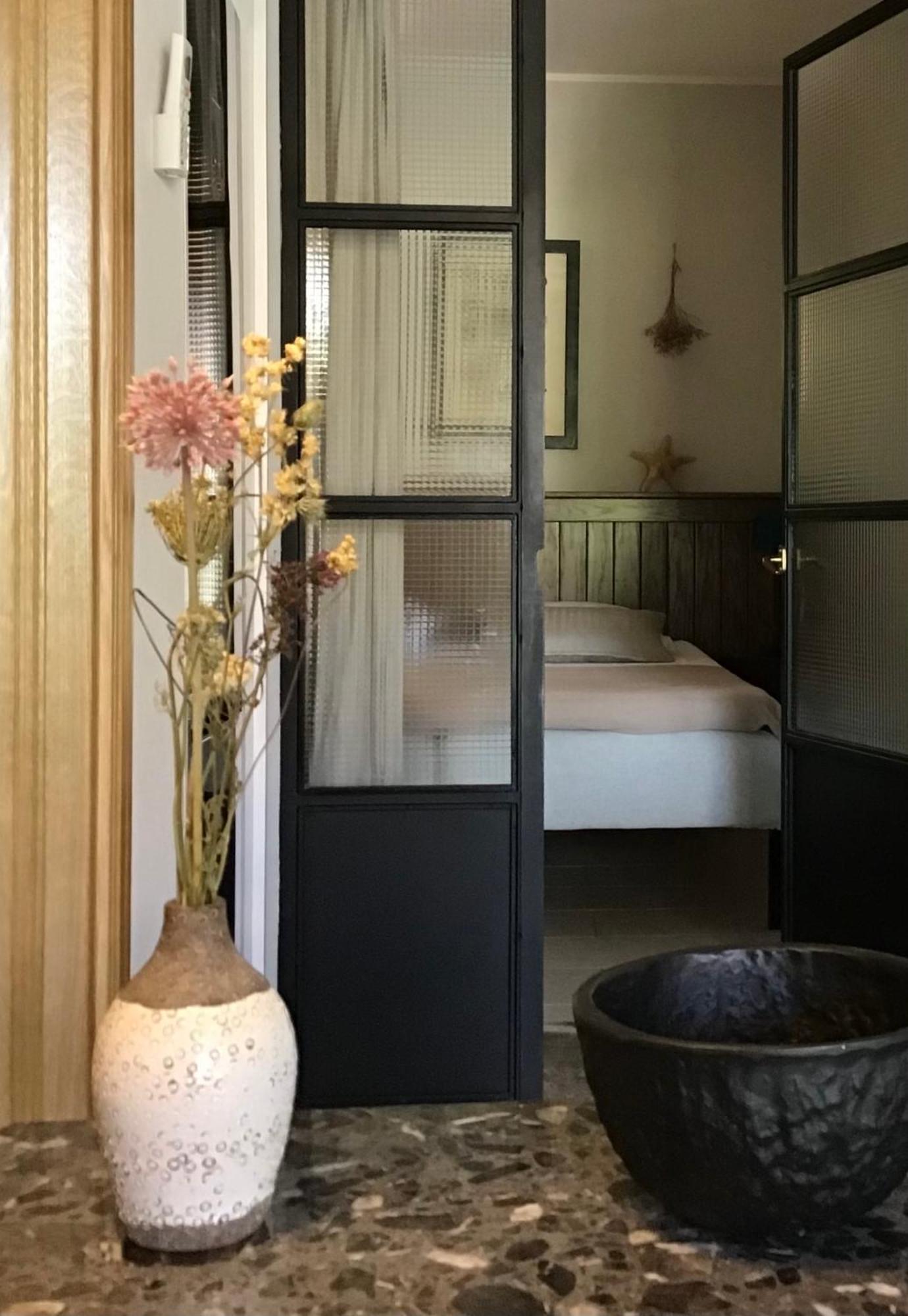Lantana Apartment Vir