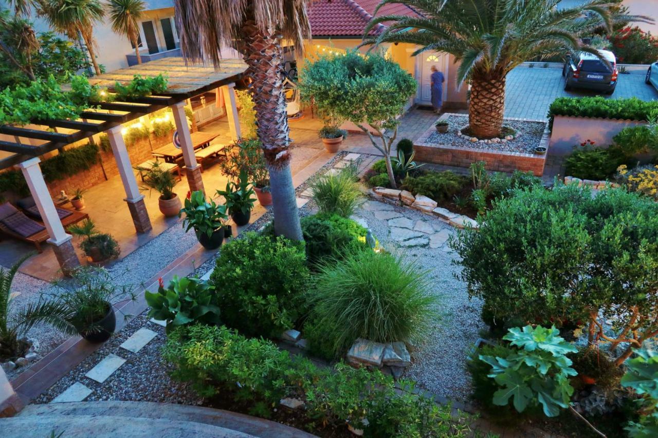 Apartment Lantana